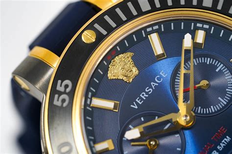 Versace V Extreme Chronograph Blue & Gold Tone Dial Blue 